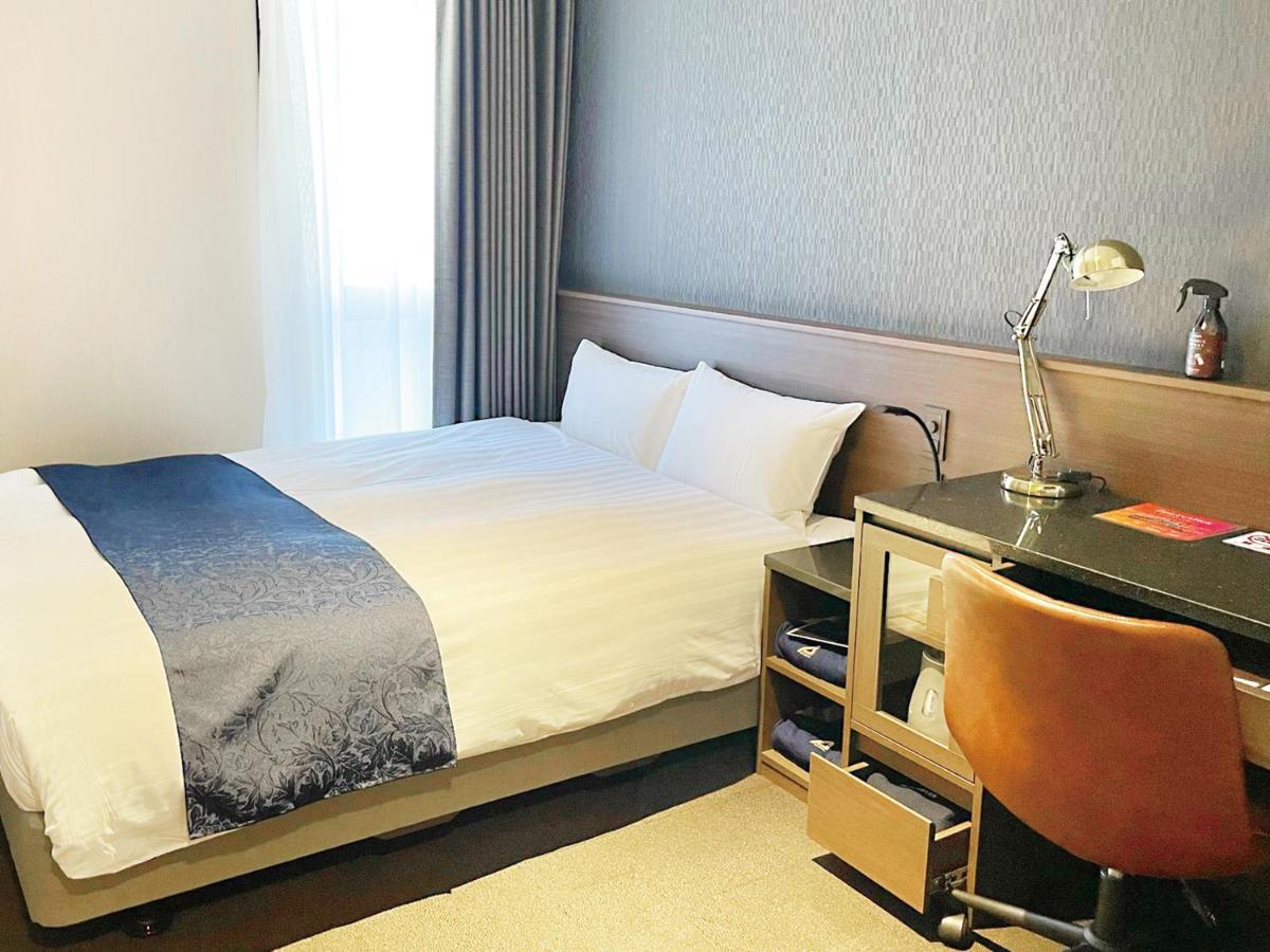 Hotel Abest Grande Takatsuki Buitenkant foto