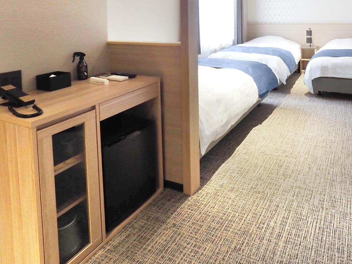 Hotel Abest Grande Takatsuki Buitenkant foto