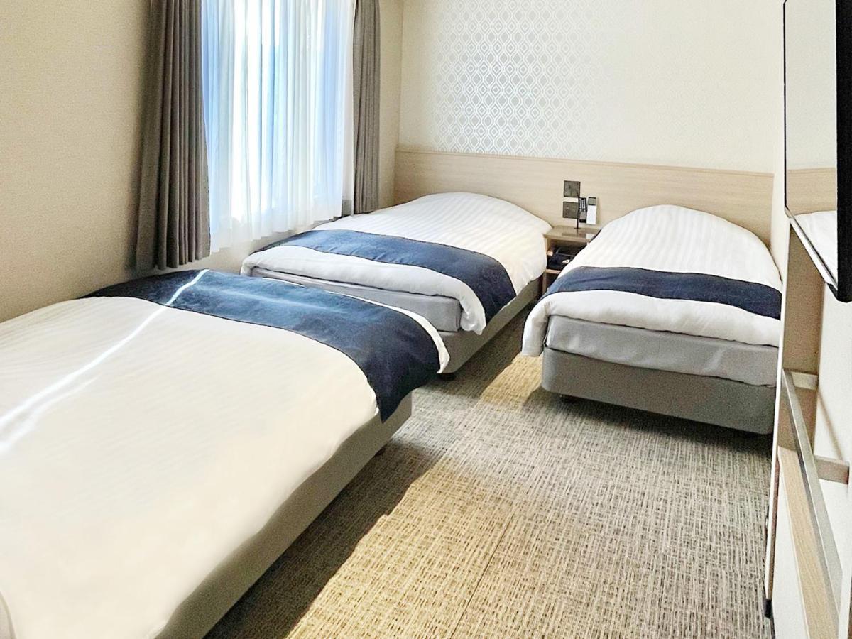 Hotel Abest Grande Takatsuki Buitenkant foto